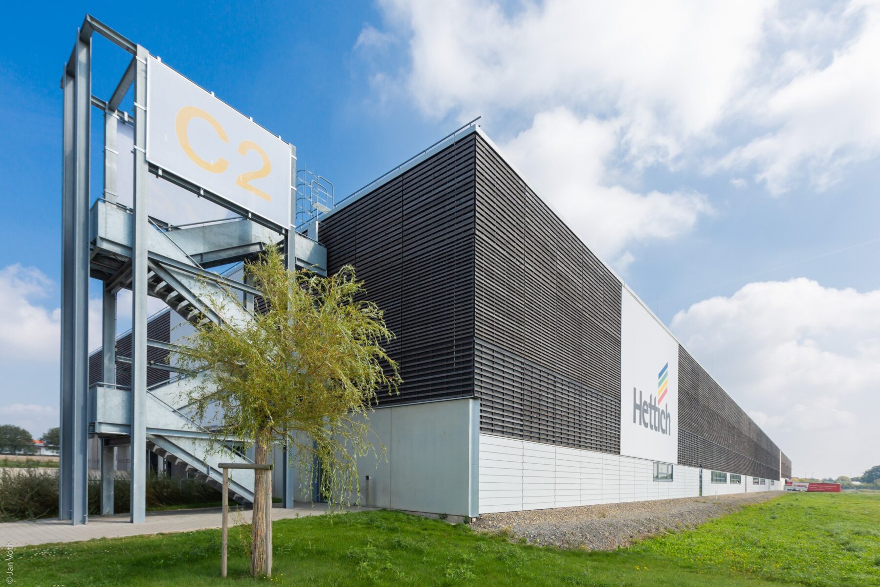 Fertigungshalle C2 in Holzbauweise