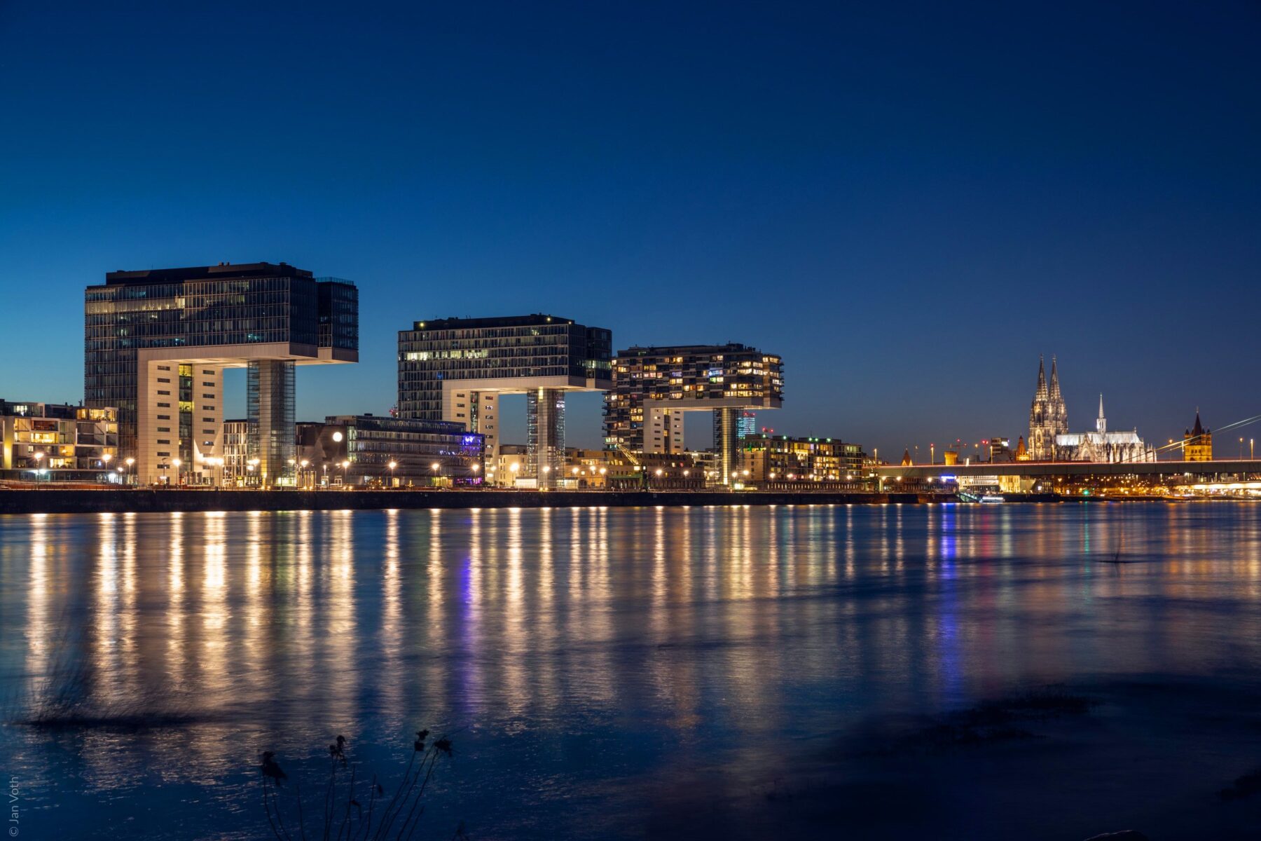 Stadtansicht Poller Wiesen Köln Rheinauhafen